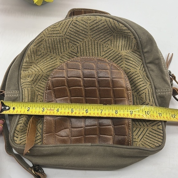 Bhrayna Bags Croc Canvas Backpack BRN2487C main image 7